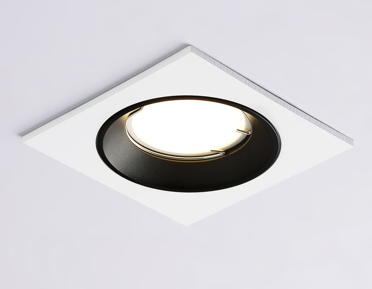 Встраиваемый точечный светильник MR16 A8925 WH/BK белый/черный MR16 GU5.3 92*92*24 Ambrella Light 12