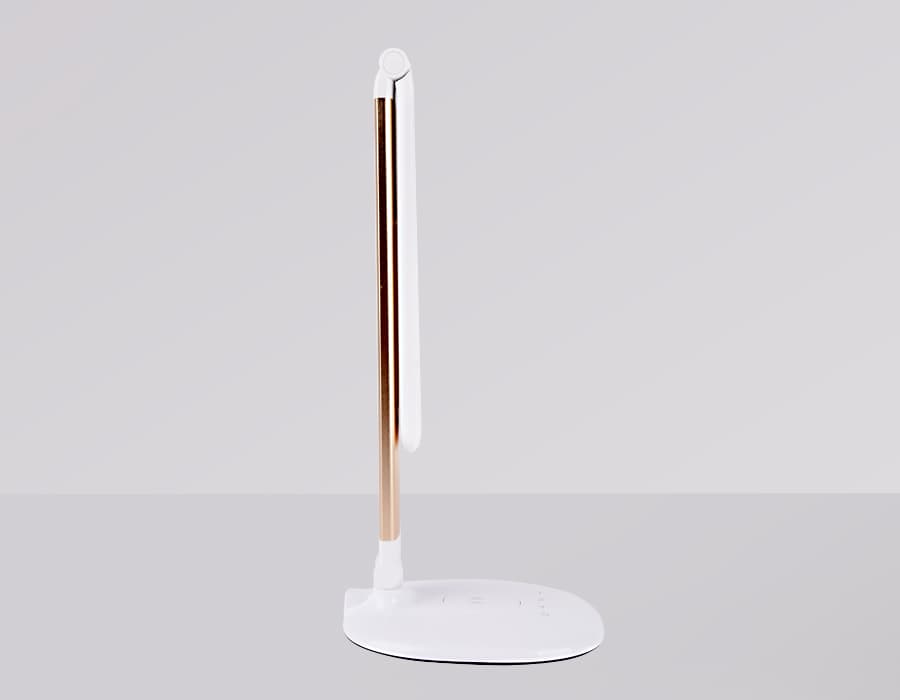 Светодиодная настольная лампа с беспроводной зарядкой DE525 GD золото LED 3000-6400K 7W Ambrella Light 15