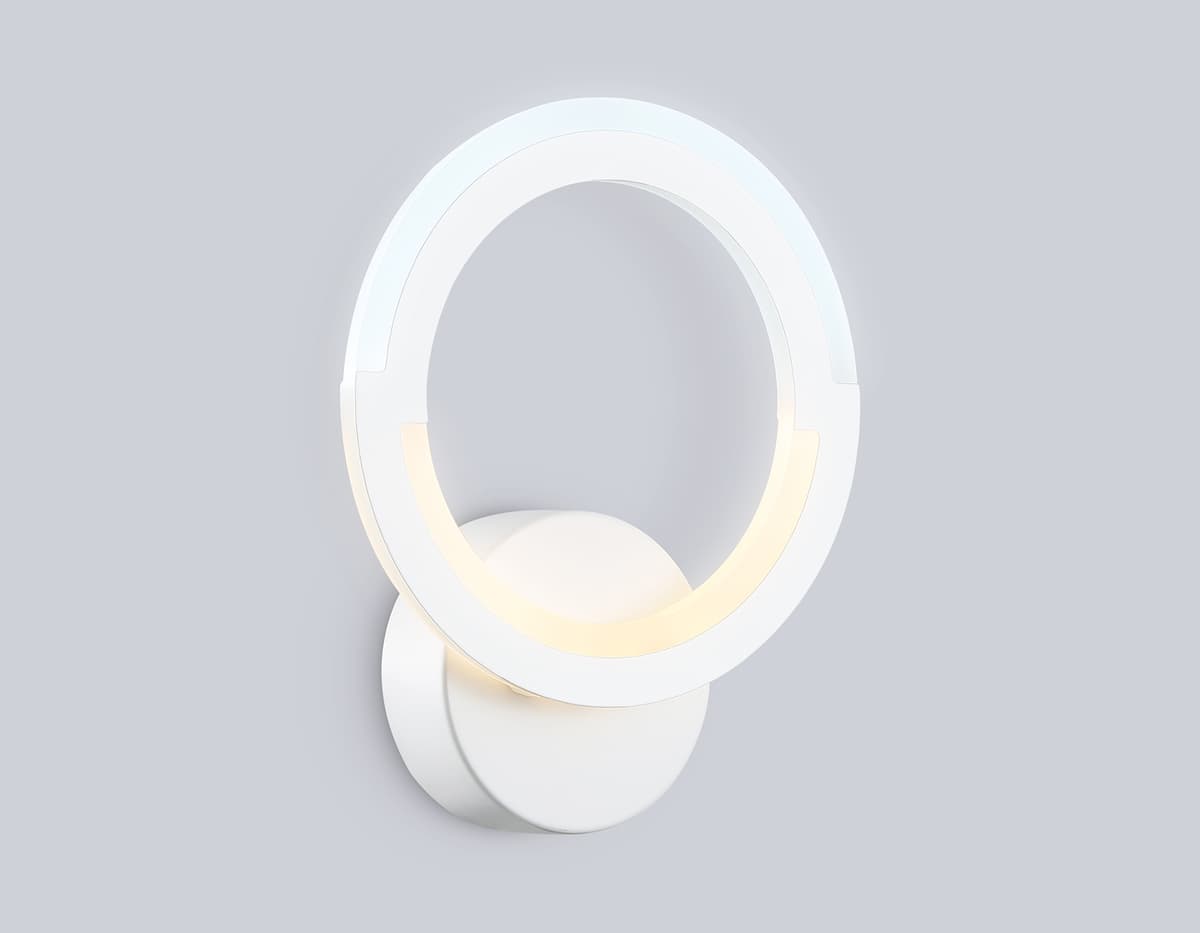 Светильник светодиодный настенный FA8946 WH белый 11W 3000-6000K 225*184*50 Ambrella Light 10