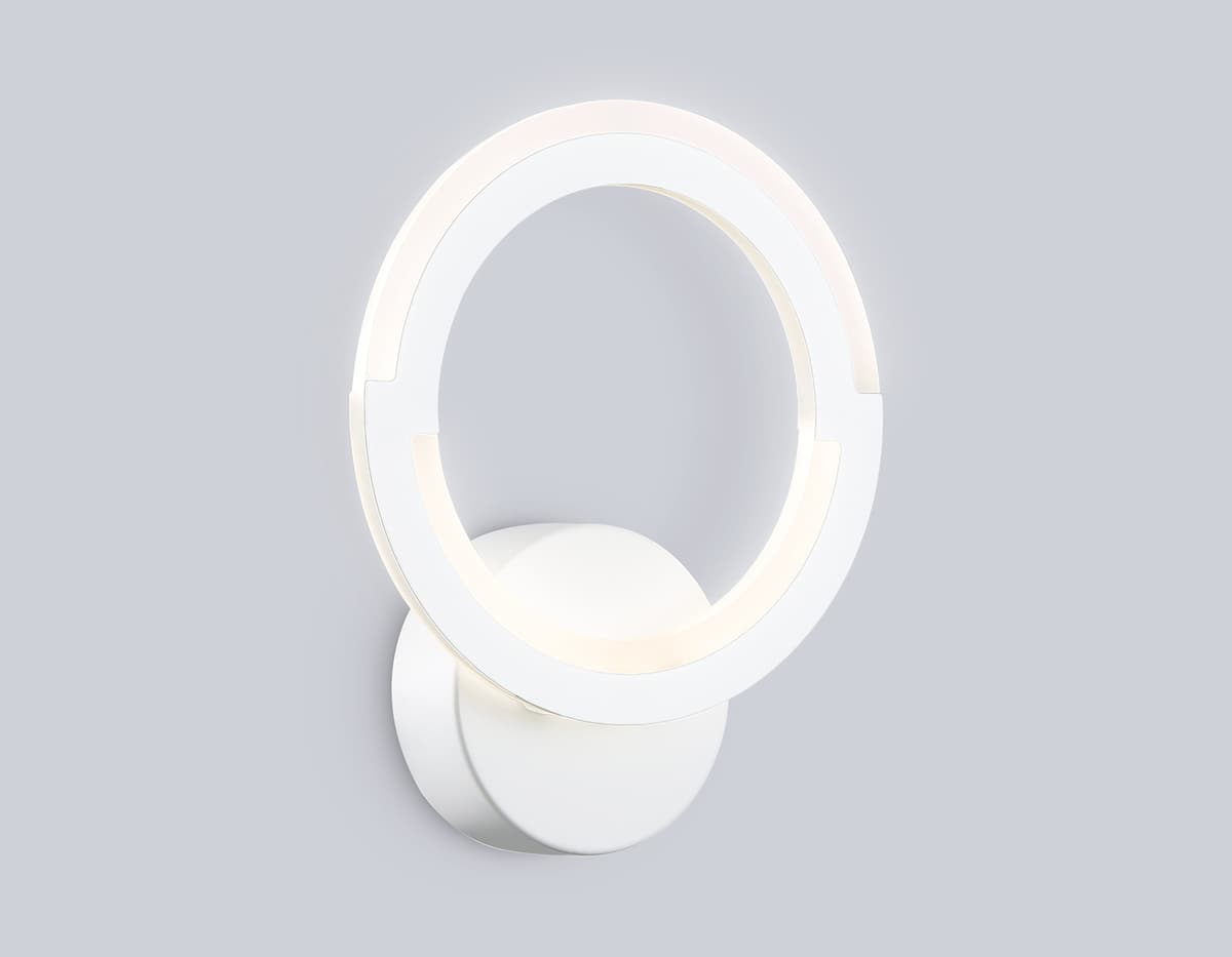 Светильник светодиодный настенный FA8946 WH белый 11W 3000-6000K 225*184*50 Ambrella Light 12