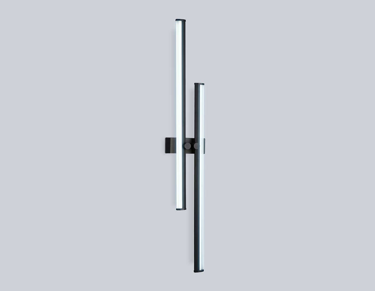 Настенный светодиодный светильник FL6162 BK черный 28W 3000K-6400K 810*120*65 Ambrella Light 11