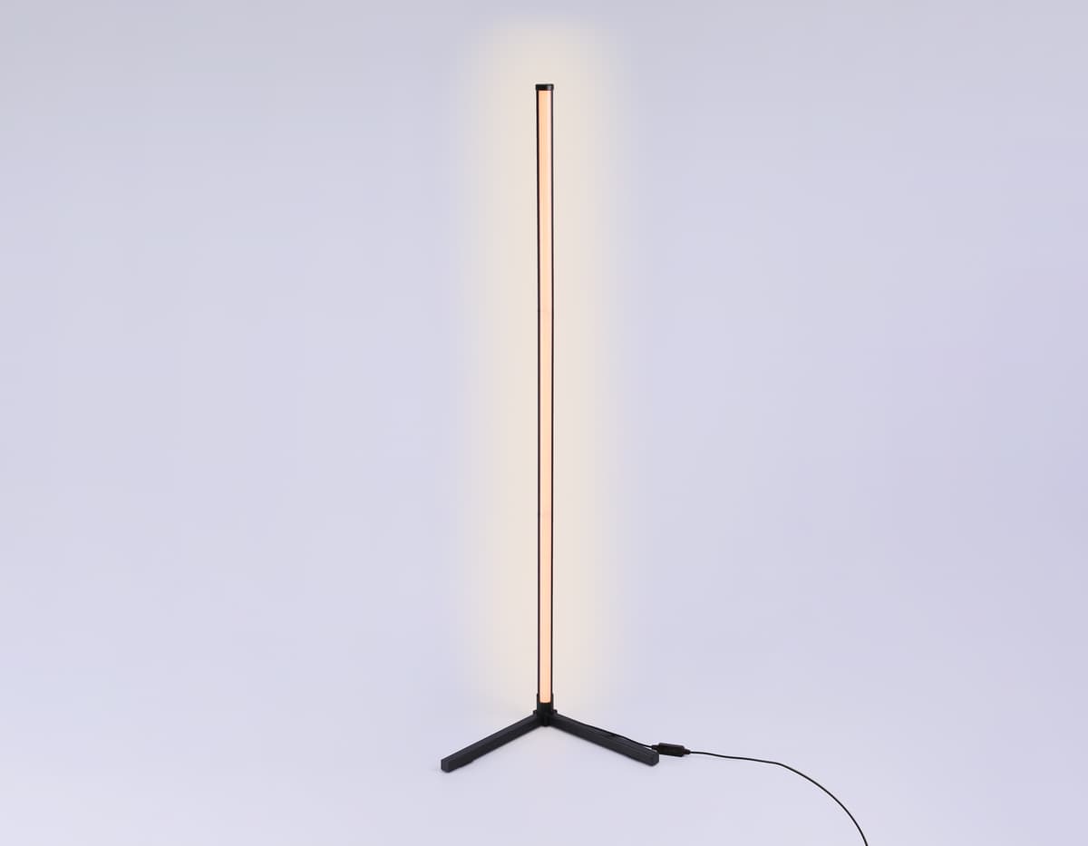 Светильник светодиодный напольный RGB с пультом FL8022 BK черный LED 15W RGB D32*1250 (ПДУ РАДИО 2.4G) Ambrella Light 23