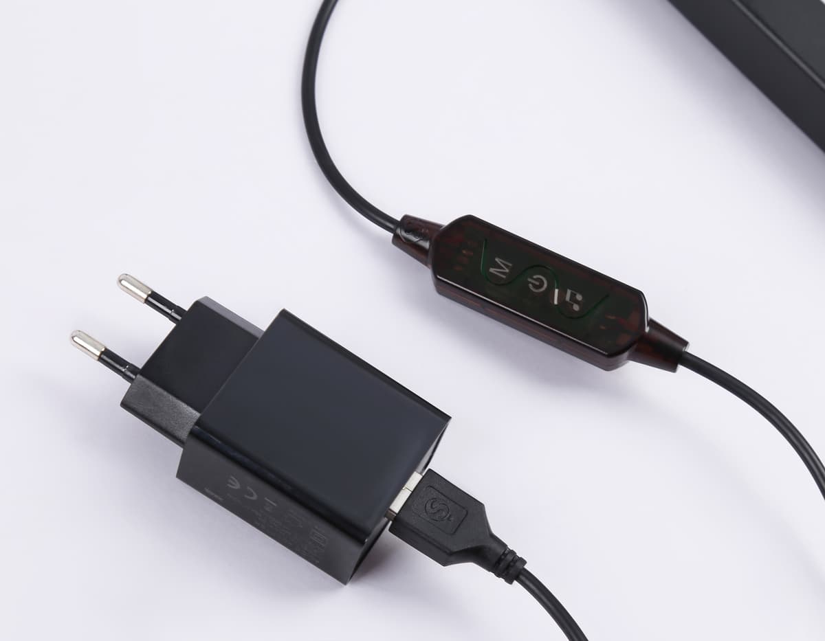 Светильник светодиодный напольный RGB с пультом FL8027 BK черный LED 20W RGB D32*1650 (ПДУ РАДИО 2.4G) Ambrella Light 17
