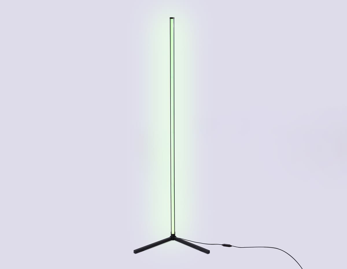 Светильник светодиодный напольный RGB с пультом FL8027 BK черный LED 20W RGB D32*1650 (ПДУ РАДИО 2.4G) Ambrella Light 21