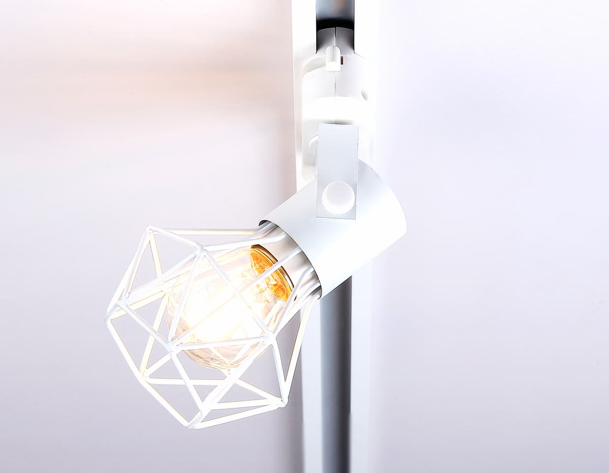 Трековый однофазный светильник со сменной лампой GL5001 WH белый E27 max 40W D92*163 Ambrella Light 12