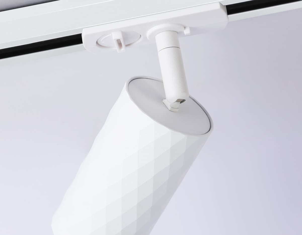 Трековый светильник со сменной лампой GU10 GL5131 WH белый GU10 max 12W Ambrella Light 7