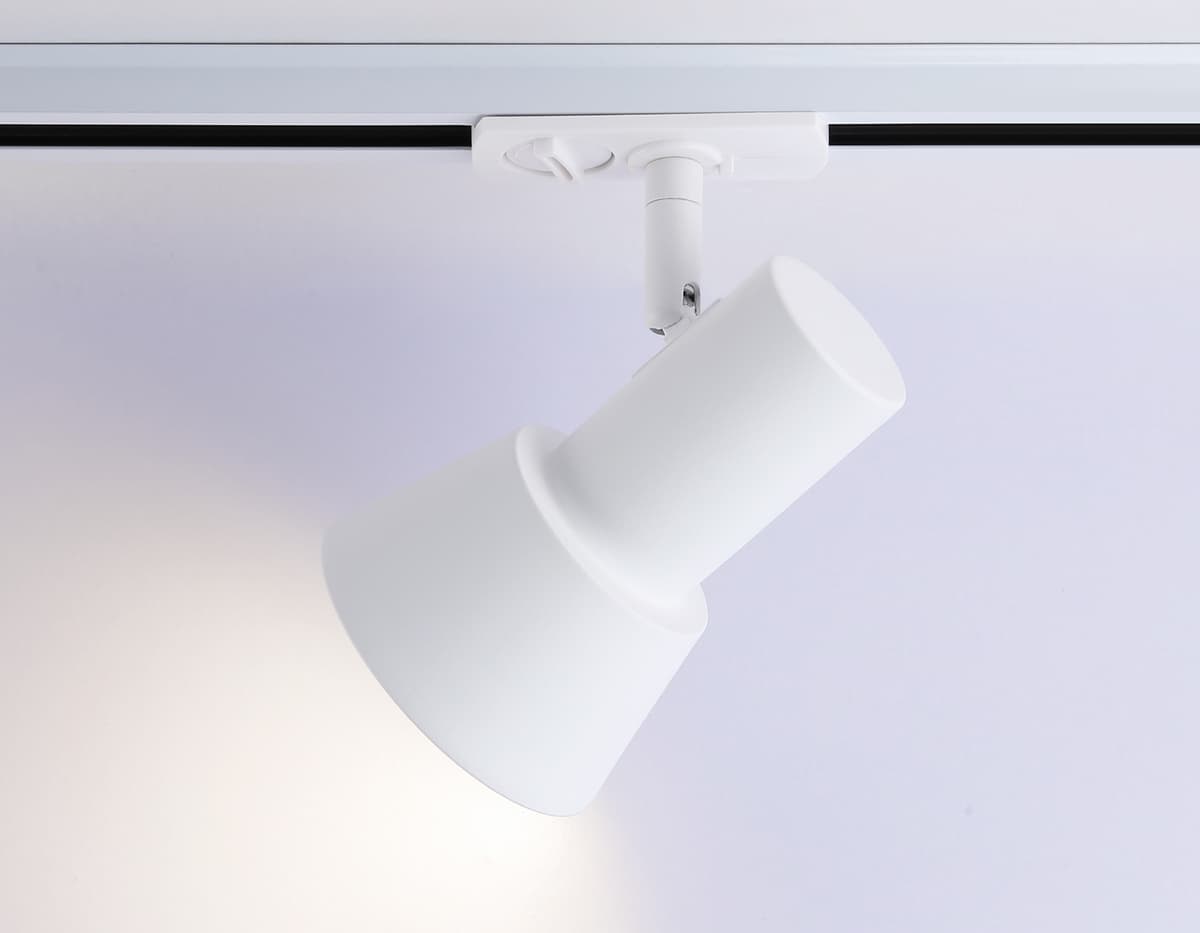 Трековый светильник со сменной лампой GU10 GL5150 WH белый GU10 max 12W Ambrella Light 10