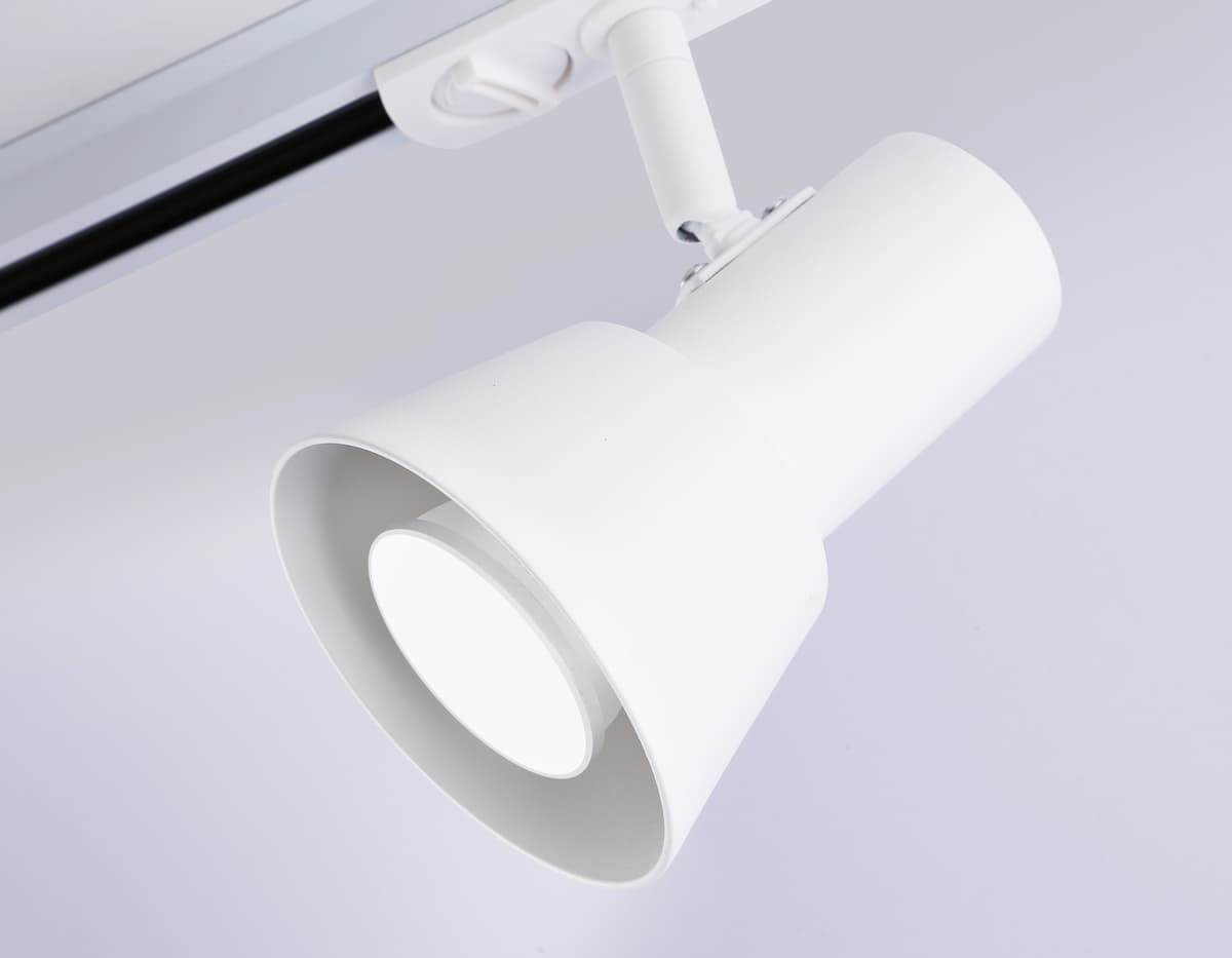 Трековый светильник со сменной лампой GU10 GL5150 WH белый GU10 max 12W Ambrella Light 7
