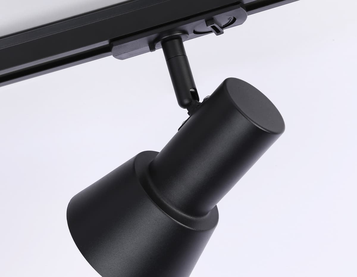 Трековый светильник со сменной лампой GU10 GL5151 BK черный GU10 max 12W Ambrella Light 9