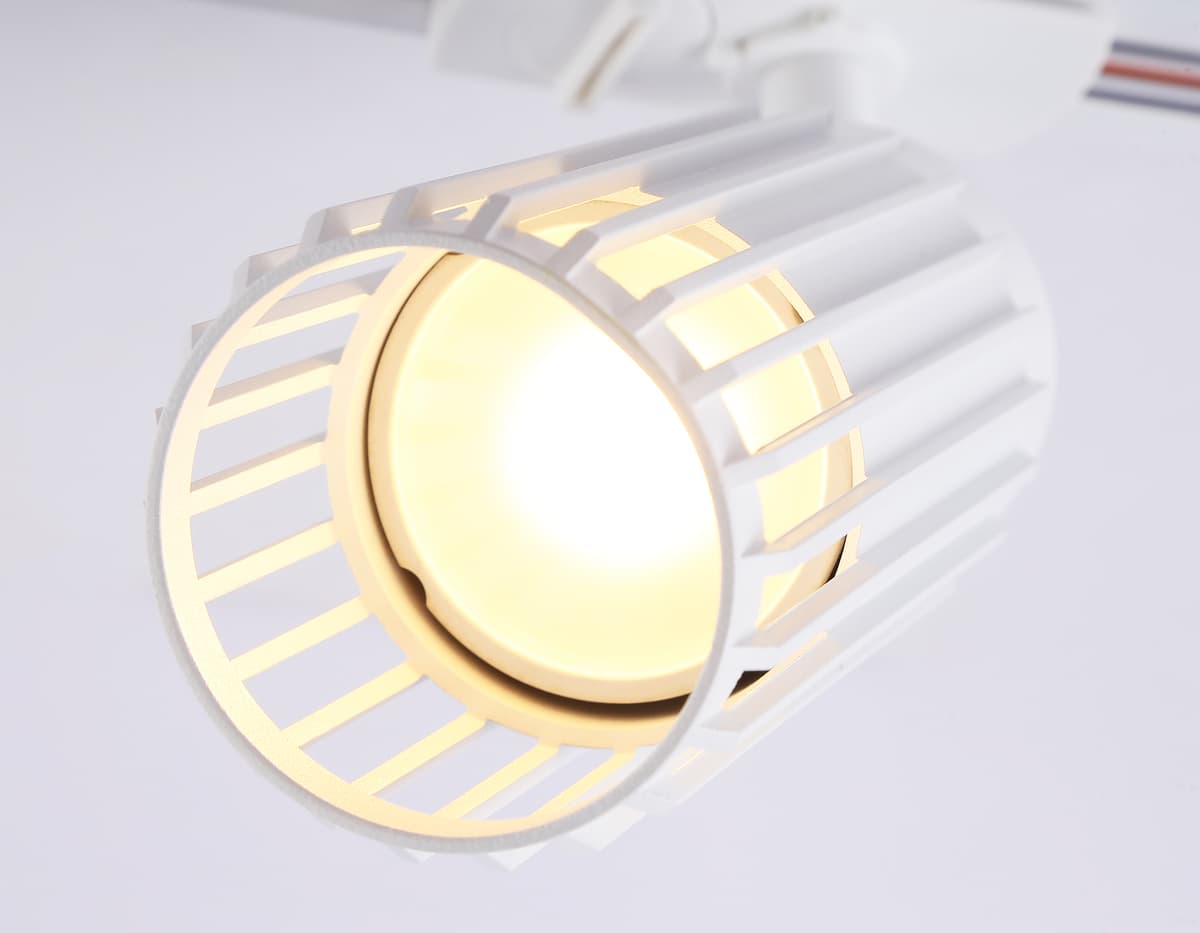 Трековый однофазный светильник со сменной лампой GL5157 WH белый GU10 D60*120 Ambrella Light 9