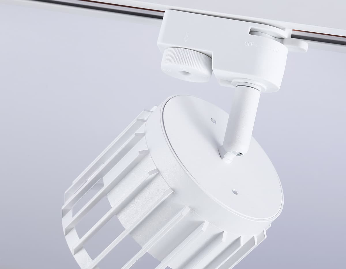 Трековый однофазный светильник со сменной лампой GL5348 WH белый GX53 D100*80 Ambrella Light 9