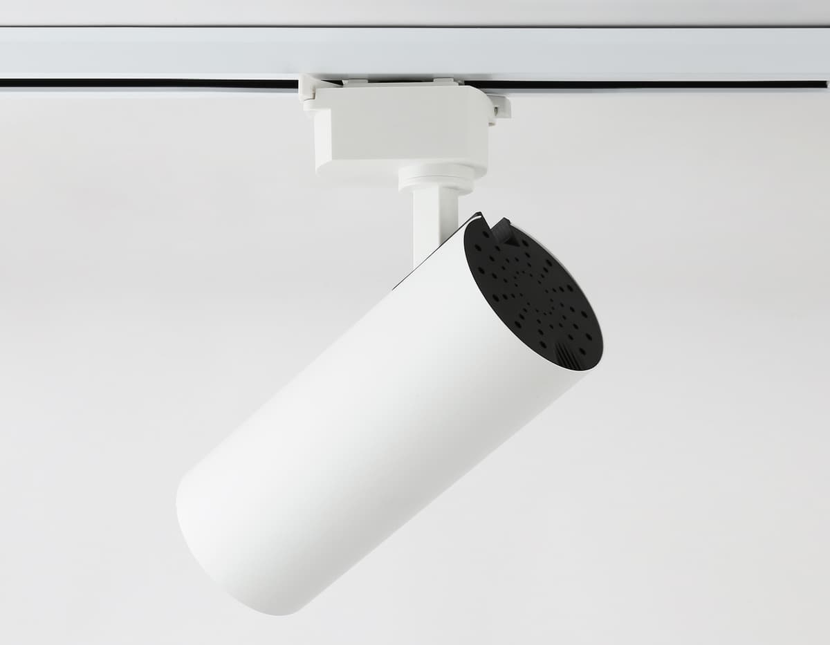 Трековый светодиодный светильник GL5822 WH белый LED 24W 4200K 24° Ambrella Light 12