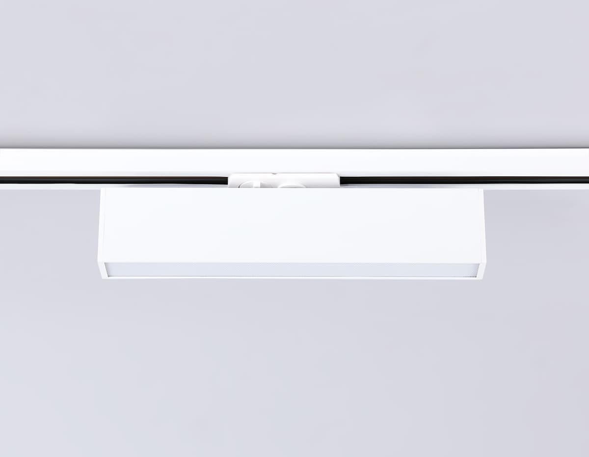 Трековый однофазный светодиодный светильник GL6761 WH белый LED 12W 3000K 300*22*48 Ambrella Light 17