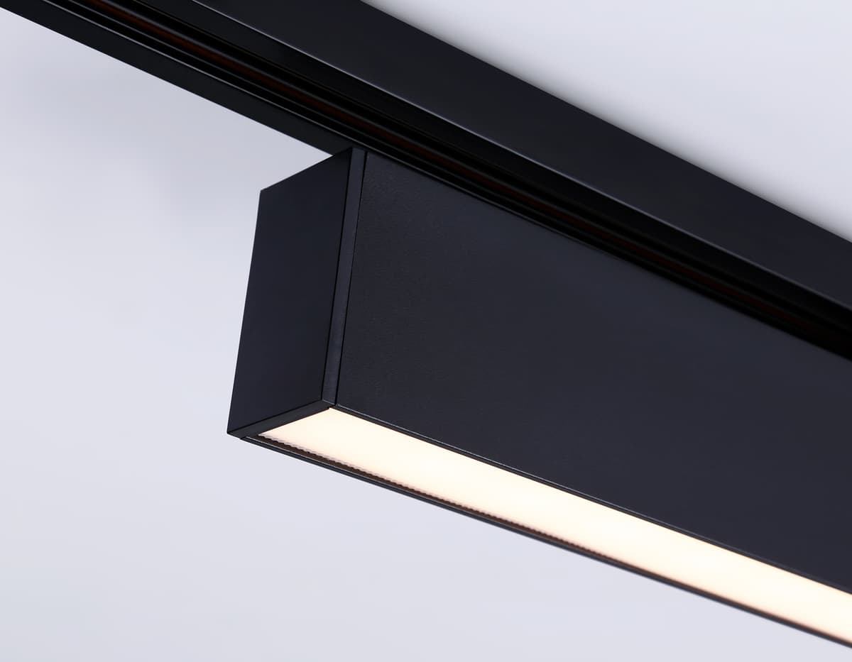 Трековый однофазный светодиодный светильник GL6775 BK черный LED 24W 3000K 600*22*48 Ambrella Light 13