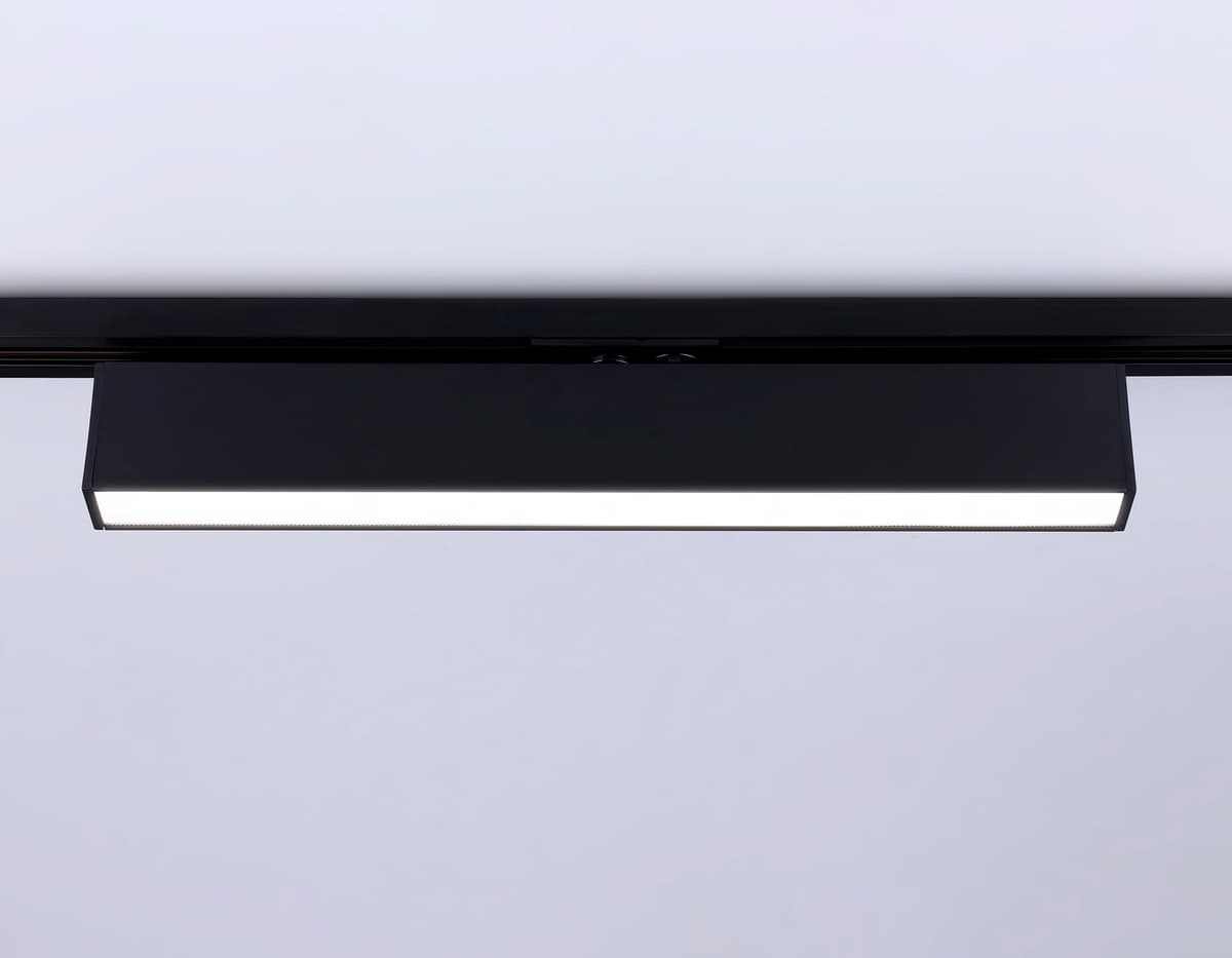 Трековый однофазный светодиодный светильник GL6777 BK черный LED 24W 4200K 600*22*48 Ambrella Light 14