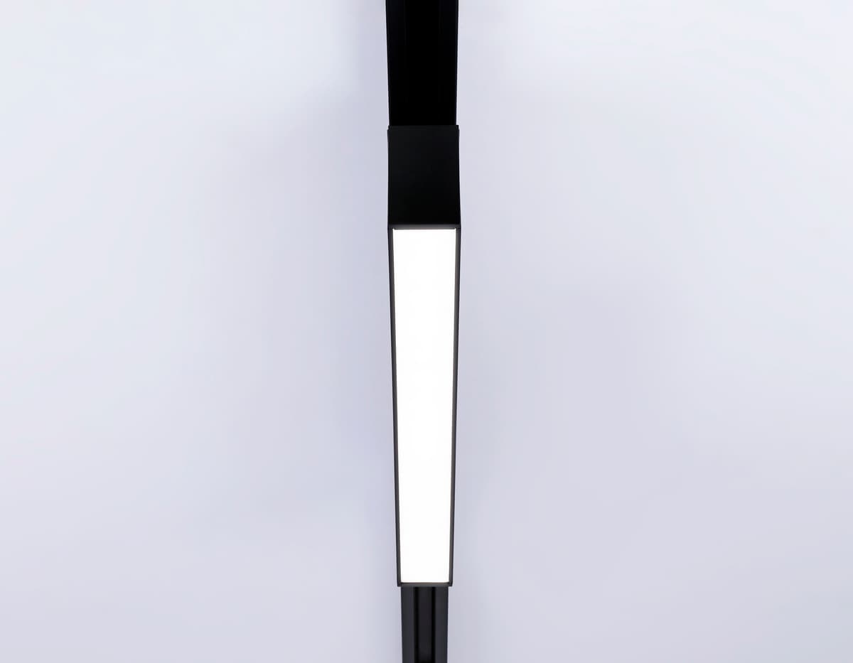 Трековый однофазный светодиодный светильник GL6777 BK черный LED 24W 4200K 600*22*48 Ambrella Light 15