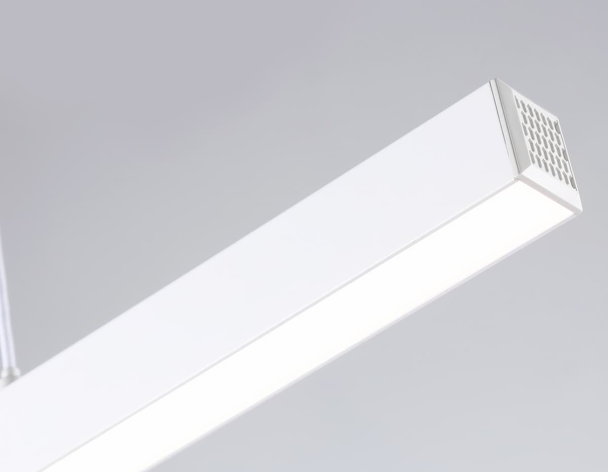 Трековый однофазный подвесной светодиодный светильник GL6783 WH белый LED 24W 4200K 600*22*1025 Ambrella Light 13