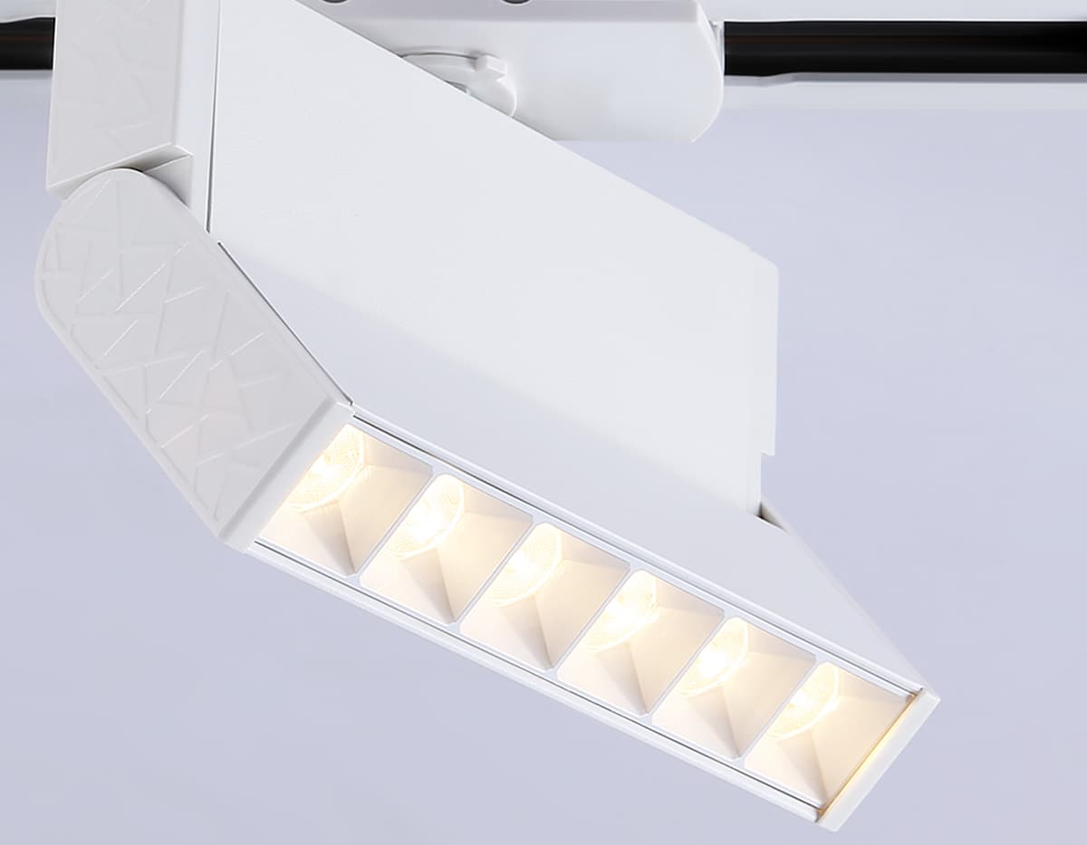 Трековый однофазный светодиодный светильник GL6811 WH белый LED 6W 3000K 24° 115*22*87 Ambrella Light 12