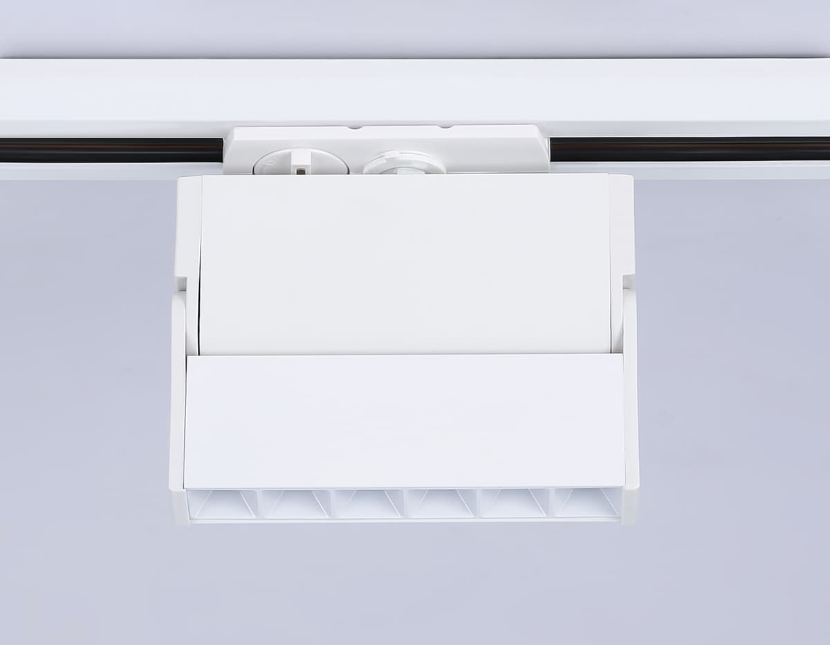 Трековый однофазный светодиодный светильник GL6812 WH белый LED 6W 4200K 24° 115*22*87 Ambrella Light 15