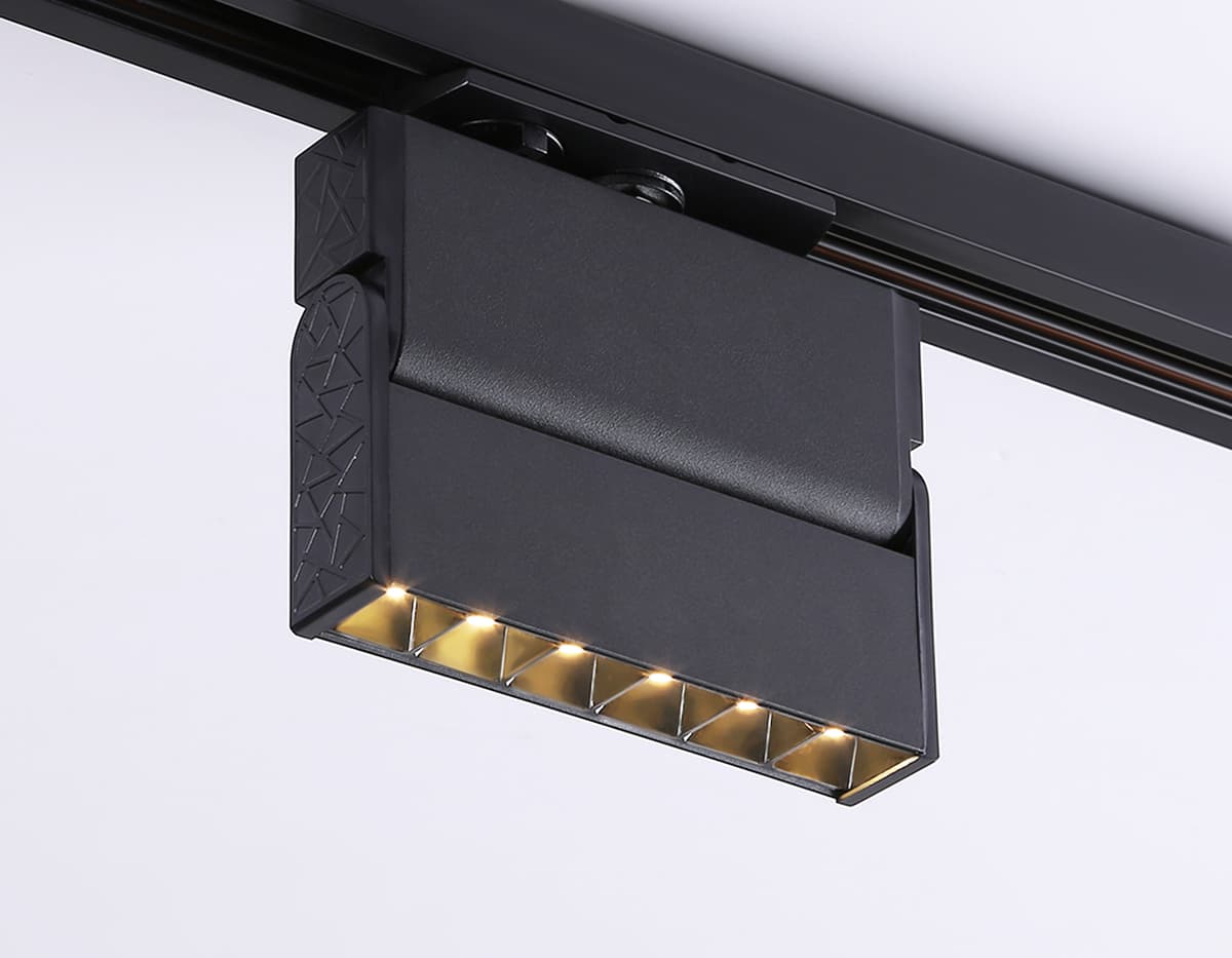 Трековый однофазный светодиодный светильник GL6813 BK черный LED 6W 3000K 24° 115*22*87 Ambrella Light 16