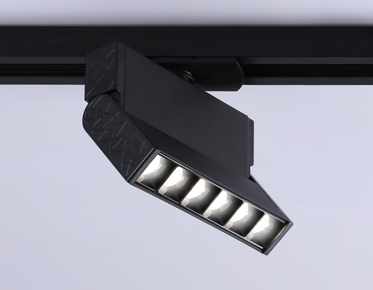 Трековый однофазный светодиодный светильник GL6814 BK черный LED 6W 4200K 24° 115*22*87 Ambrella Light 16