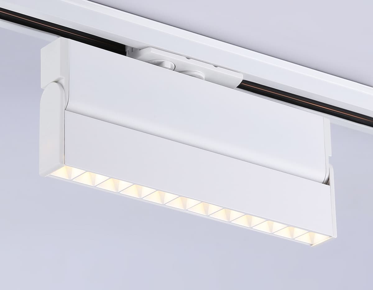 Трековый однофазный светодиодный светильник GL6815 WH белый LED 12W 3000K 24° 230*22*87 Ambrella Light 14