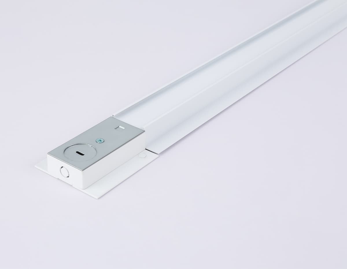 Шинопровод встраиваемый однофазный 1m Standard system 220V Plus GL7121 WH белый IP20 Standard 220V NEW 1000*58.6*18 Ambrella Light 13