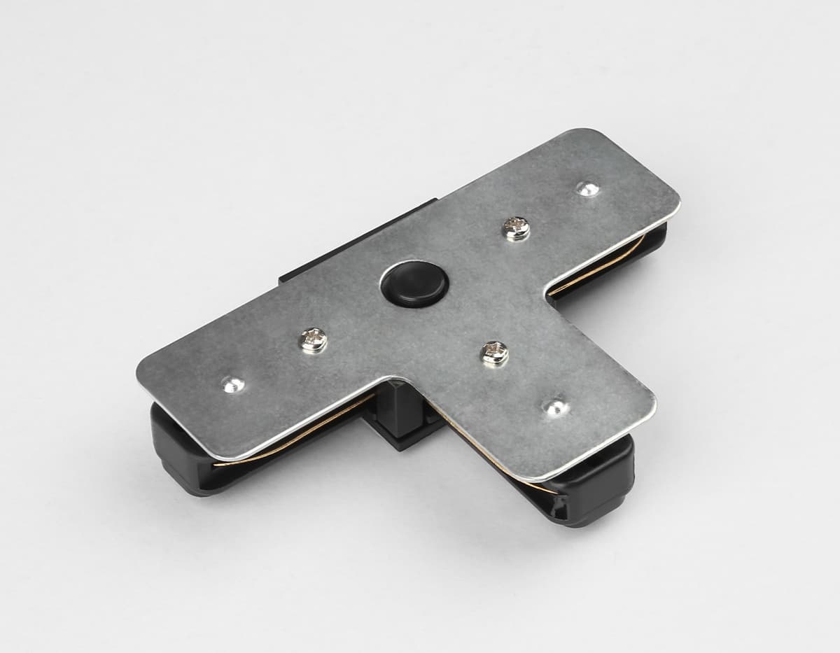 Коннектор Т-образный для однофазного шинопровода Standard 220V Plus GL7168 BK черный матовый коннектор Т-образный для однофазного шинопровода Standard 220V NEW 105*70*20 Ambrella Light 8