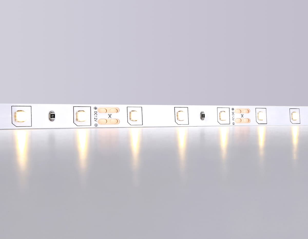 Светодиодная лента Ambrella Light GS1001 2835 60Led /4.8W m/ 12V IP20 3000K 5m /кратность резки 50mm GS1001 2835 60Led/ 4.8W m/ 12V IP20 3000K/ 5000*8*1.2mm (2 конт.) Ambrella Light 11