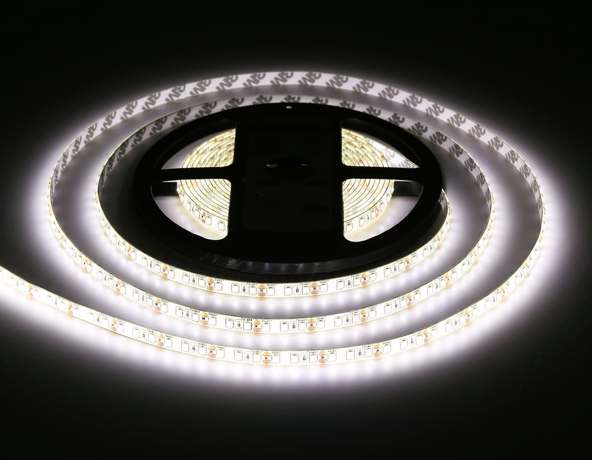 Светодиодная лента Ambrella Light GS1202 2835 120Led /9.6W m/ 12V IP65 4500K 5m/кратность резки 25mm GS1202 2835 120Led/ 9.6W m/ 12V IP65 4500K/ 5000*8*2.27mm (2 конт.) Ambrella Light 17