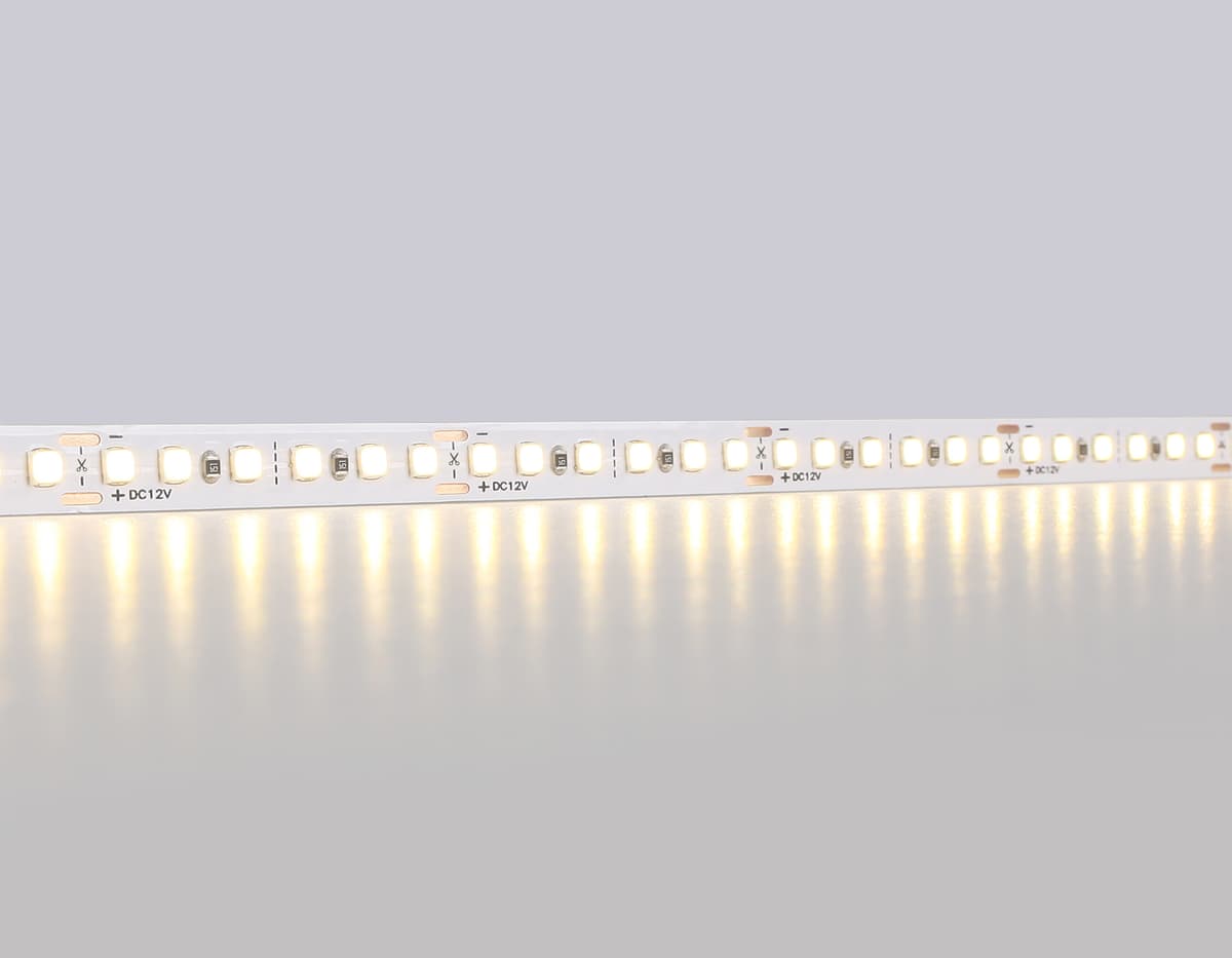 Светодиодная лента Ambrella Light GS1301 2835 180Led /14.4W m/12V IP20 3000K 5m/кратность резки 33mm GS1301 2835 180Led/ 14.4W m/ 12V IP20 3000K/ 5000*8*1.2mm (2 конт.) Ambrella Light 11