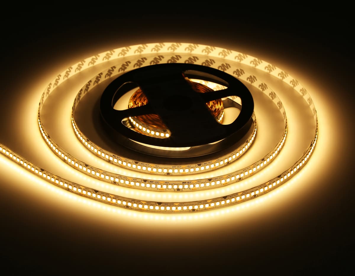 Светодиодная лента Ambrella Light GS1401 2835 240Led /17W m/ 12V IP20 3000K 5m/кратность резки 25mm GS1401 2835 240Led/ 17W m/ 12V IP20 3000K/ 5000*10*1.2mm (2 конт.) Ambrella Light 17
