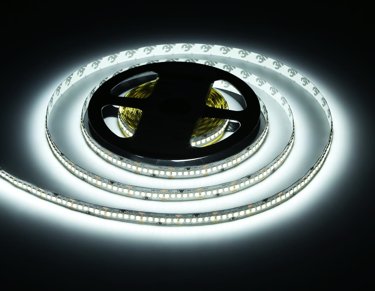 Светодиодная лента Ambrella Light GS1403 2835 240Led /17W m/ 12V IP20 6500K 5m/кратность резки 25mm GS1403 2835 240Led/ 17W m/ 12V IP20 6500K/ 5000*10*1.2mm (2 конт.) Ambrella Light 17