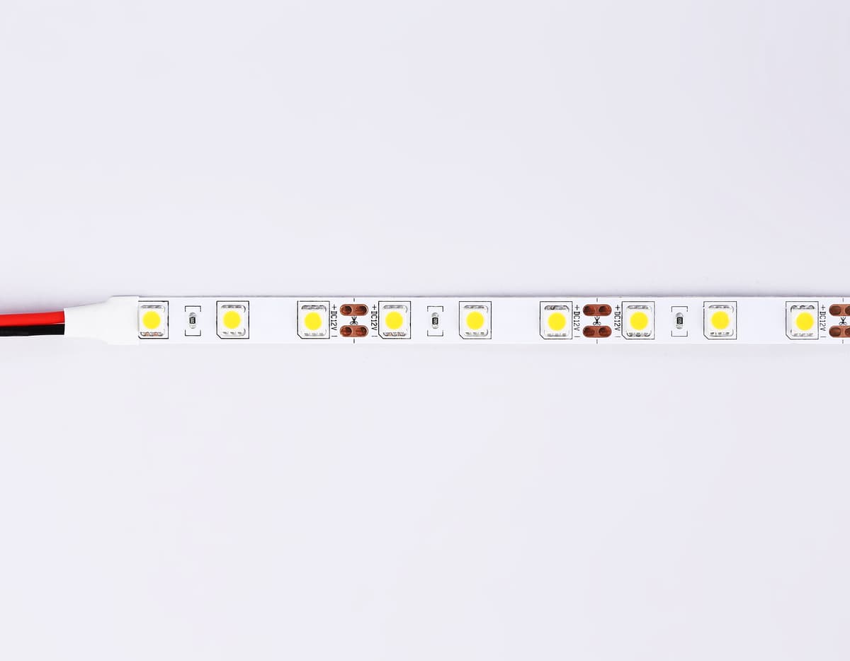 Светодиодная лента Ambrella Light GS2003 5050 60Led /14.4W m/ 12V IP20 6500K 5m GS2003 5050 60Led/ 14.4W m/ 12V IP20 6500K/ 5000*10*1.87mm (2 конт.) Ambrella Light 12
