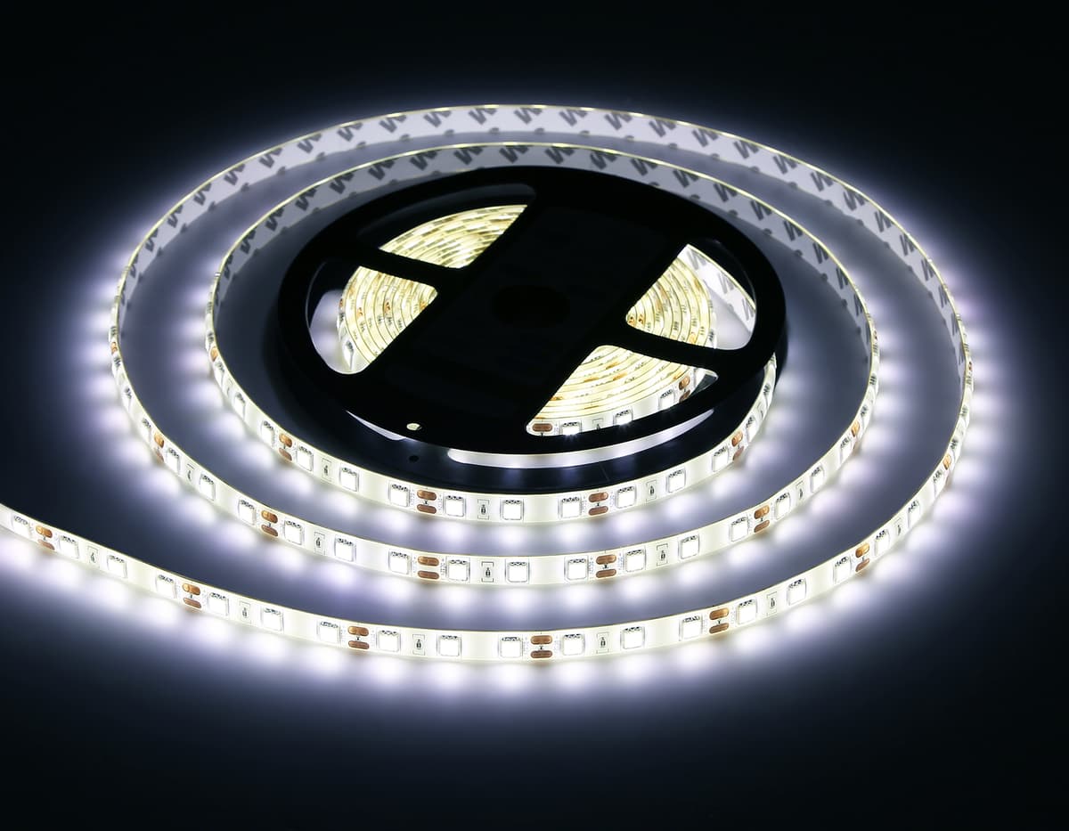 Светодиодная лента Ambrella Light GS2102 5050 60Led /14.4W m/ 12V IP65 4500K 5m GS2102 5050 60Led/ 14.4W m/ 12V IP65 4500K/ 5000*10*2.87mm (2 конт.) Ambrella Light 17