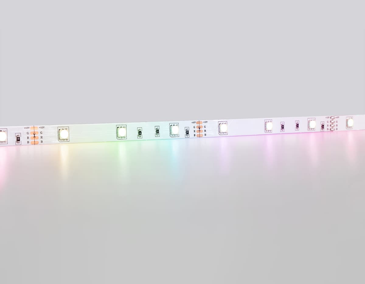 Светодиодная лента RGB Ambrella Light GS2201 5050 30Led /7.2W m/ 12V IP20 RGB 5m GS2201 5050 30Led/ 7.2W m/ 12V IP20 RGB /5000*10*1.87mm (4 конт.) Ambrella Light 17