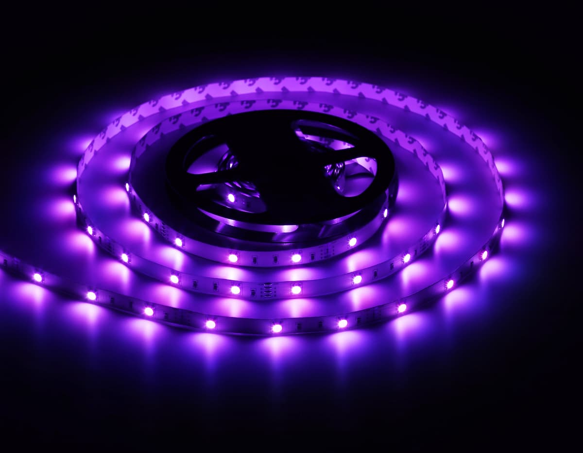 Светодиодная лента RGB Ambrella Light GS2201 5050 30Led /7.2W m/ 12V IP20 RGB 5m GS2201 5050 30Led/ 7.2W m/ 12V IP20 RGB /5000*10*1.87mm (4 конт.) Ambrella Light 21