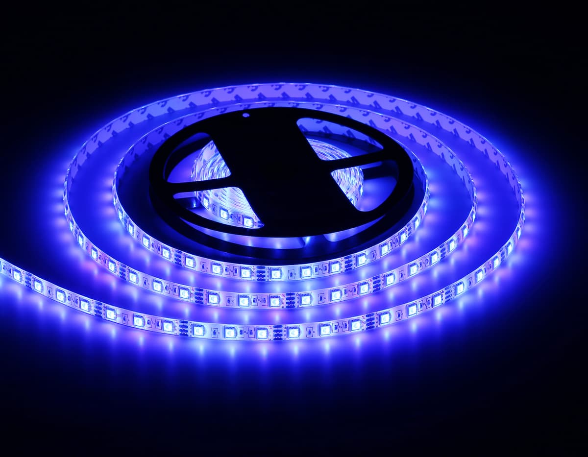 Светодиодная лента RGB Ambrella Light GS2302 5050 60Led /14.4W m/ 12V IP65 RGB 5m GS2302 5050 60Led/ 14.4W m/ 12V IP65 RGB/ 5000*10*2.87mm (4 конт.) Ambrella Light 20