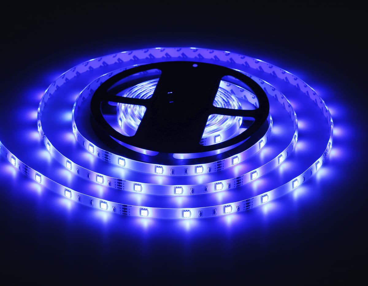Комплект светодиодной ленты RGB Ambrella Light GS2501 5050 30Led /7.2W m/ 12V IP65 RGB 5m GS2501 5050 30Led/ 7.2W m/ 12V IP65 RGB/ 5000*10*2.87mm (4 конт.) комплект Ambrella Light 20