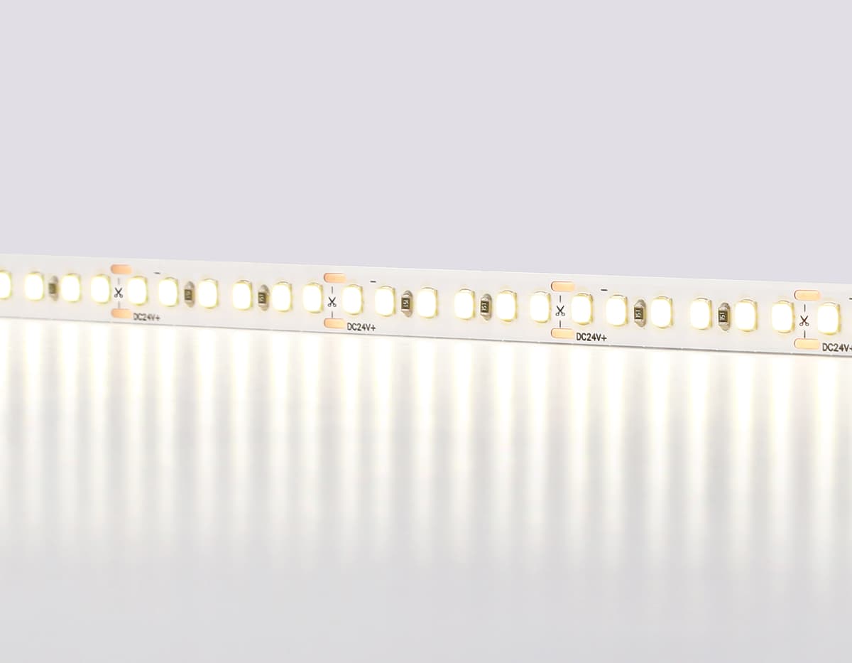 Светодиодная лента Ambrella Light GS3202 2835 180Led /14.4W m/ 24V IP20 4500K 5m GS3202 2835 180Led/ 14.4W m/ 24V IP20 4500K/ 5000*8*1.2mm (2 конт.) Ambrella Light 11