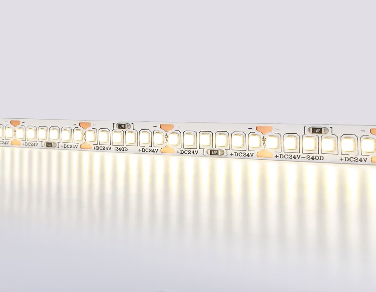 Светодиодная лента Ambrella Light GS3302 2835 240Led /18W m/ 24V IP20 4500K 5m GS3302 2835 240Led/ 18W m/ 24V IP20 4500K/ 5000*10*1.2mm (2 конт.) Ambrella Light 11