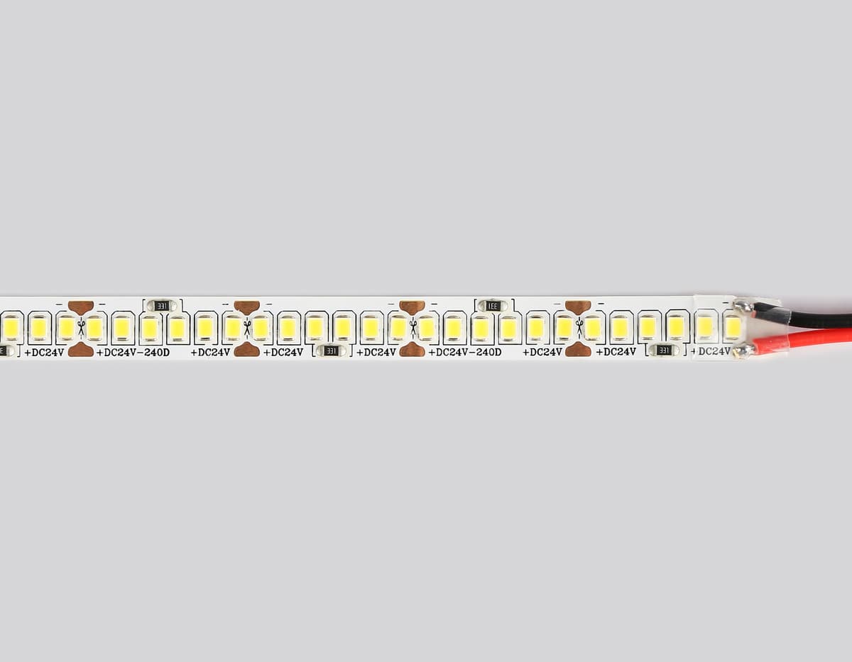 Светодиодная лента Ambrella Light GS3402 2835 240Led /20W m/ 24V IP20 4500K 5m GS3402 2835 240Led/ 20W m/ 24V IP20 4500K/ 5000*10*1.2mm (2 конт.) Ambrella Light 13