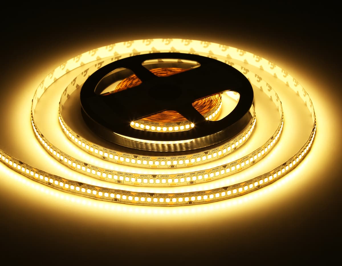 Светодиодная лента Ambrella Light GS3501 2835 240Led /22W m/ 24V IP20 3000K 5m GS3501 2835 240Led /22W m/ 24V IP20 3000K/ 5000*10*1.2mm (2 конт.) Ambrella Light 17