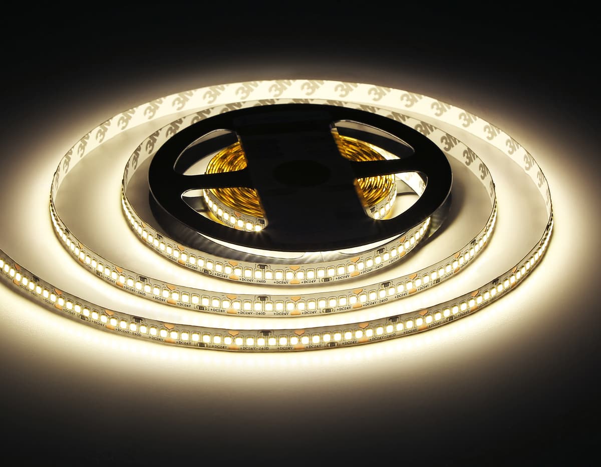 Светодиодная лента Ambrella Light GS3502 2835 240Led /22W m/ 24V IP20 4500K 5m GS3502 2835 240Led /22W m/ 24V IP20 4500K/ 5000*10*1.2mm (2 конт.) Ambrella Light 17