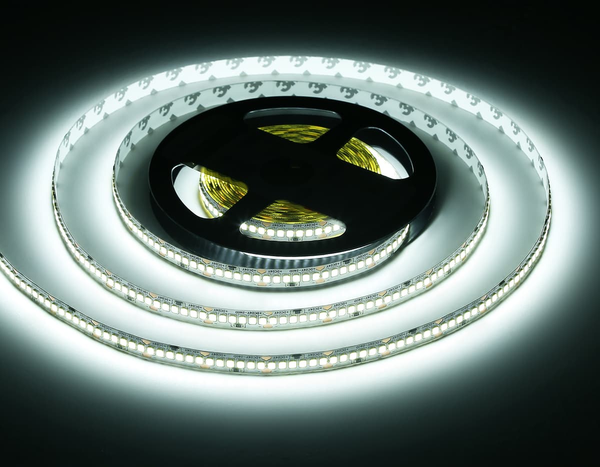 Светодиодная лента Ambrella Light GS3503 2835 240Led /22W m/ 24V IP20 6500K 5m GS3503 2835 240Led /22W m/ 24V IP20 6500K/ 5000*10*1.2mm (2 конт.) Ambrella Light 17