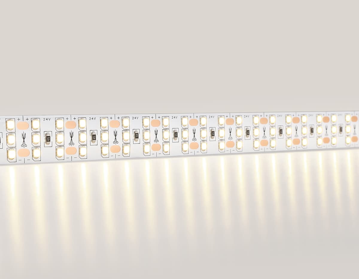 Светодиодная лента трехрядная Ambrella Light GS3901 2835 324Led /26W m/ 24V IP20 3000K 5m GS3901 2835 324Led/ 26W m/ 24V IP20 3000K/ 5000*18*1.2mm (2 конт.) Ambrella Light 11