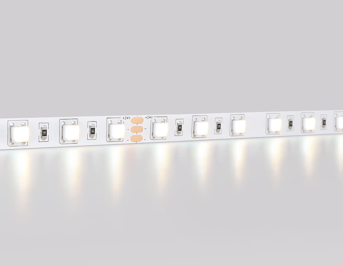 Светодиодная лента с регулировкой температуры света GS4101 5050 60Led /14W m/ 24V IP20 CCT 3000-6500 GS4101 5050 60Led/ 14W m/ 24V IP20 CCT 3000-6500K/ 5000*10*1.87mm (3 конт.) Ambrella Light 17