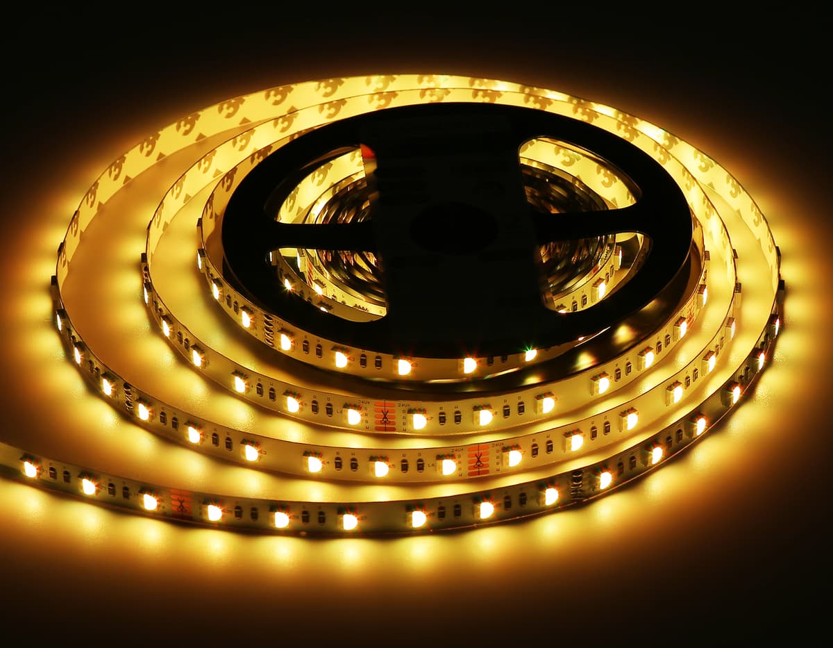 Светодиодная лента RGB с холодным белым светом GS4403 5050 60Led /10W m/ 24V IP20 RGBW+6500K 5m GS4403 5050 60Led/ 10W m/ 24V IP20 RGBW+6500K/ 5000*10*1.87mm (5 конт.) Ambrella Light 19
