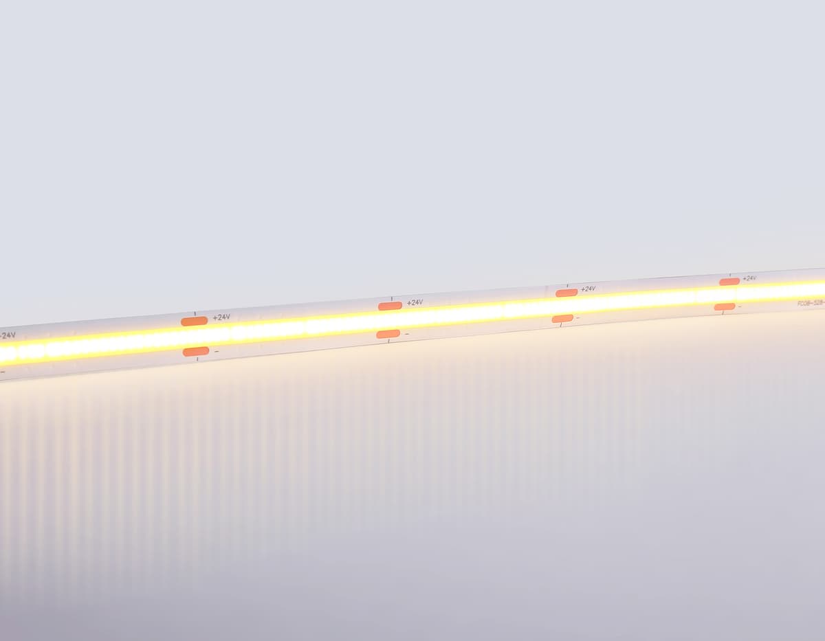 Светодиодная лента Ambrella Light GS4751 COB 528Led/14W m/ 24V IP20 3000K/ 5m*10mm*2mm (2 конт.) GS4751 COB 528Led/14W m/ 24V IP20 3000K/ 5m*10mm*2mm (2 конт.) Ambrella Light 9