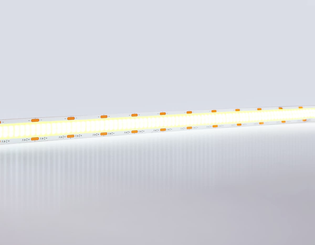 Светодиодная лента Ambrella Light GS4803 COB 616Led/19W m/ 24V IP20 6500K/ 5m*12mm*2mm (2 конт.) GS4803 COB 616Led/19W m/ 24V IP20 6500K/ 5m*12mm*2mm (2 конт.) Ambrella Light 8